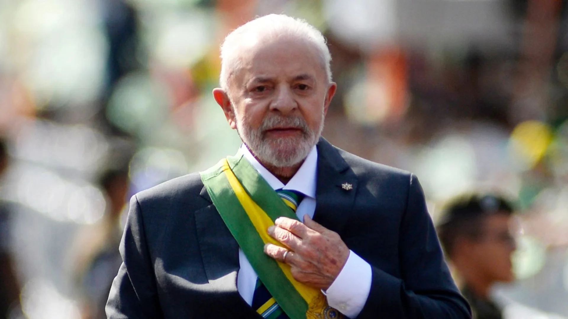 Brazilian President Lula Undergoes Emergency Surgery After Brain Hemorrhage