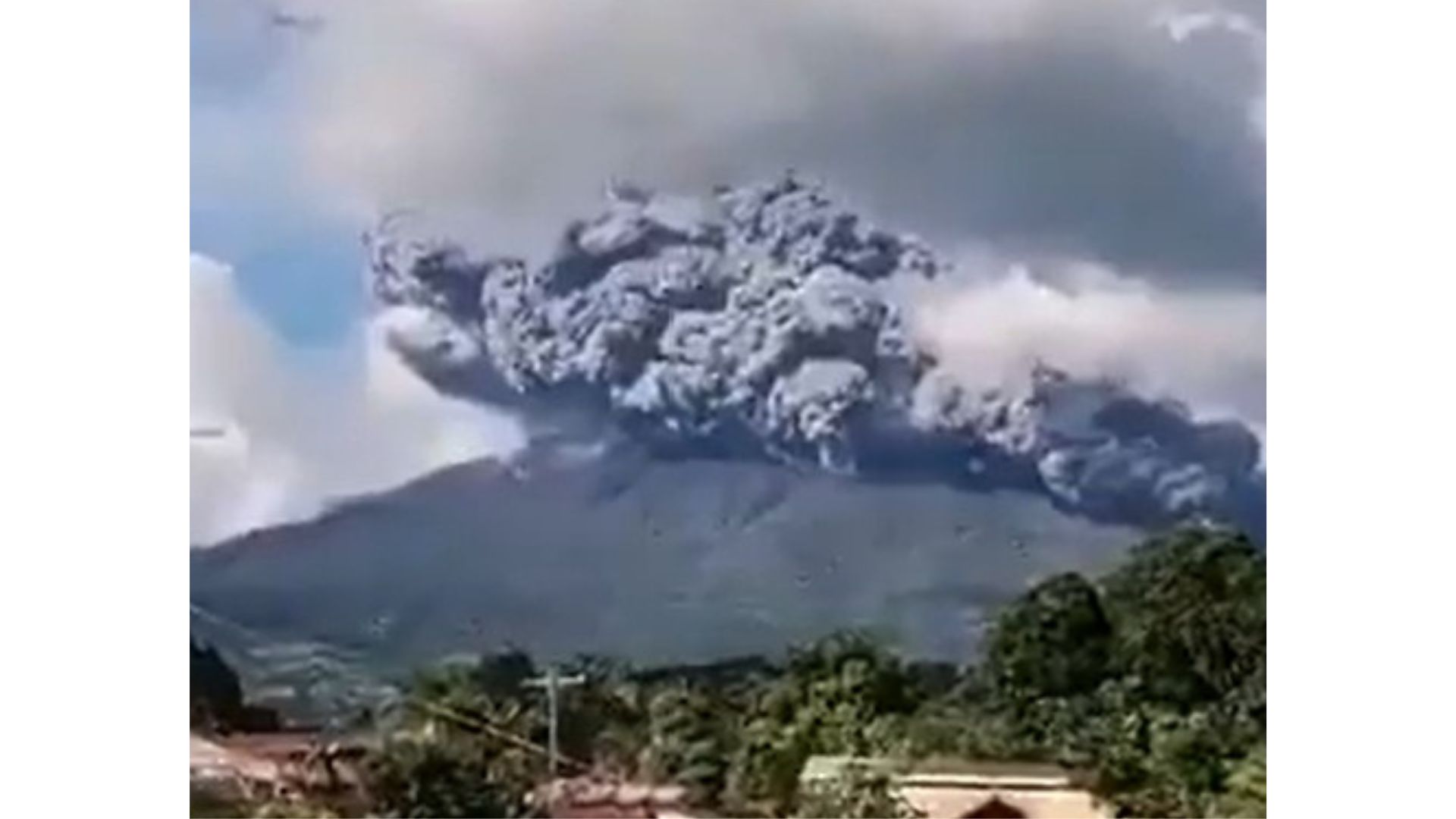 Philippines’ Kanlaon Volcano Erupts as Ash Plumes Rise; Evacuations Underway