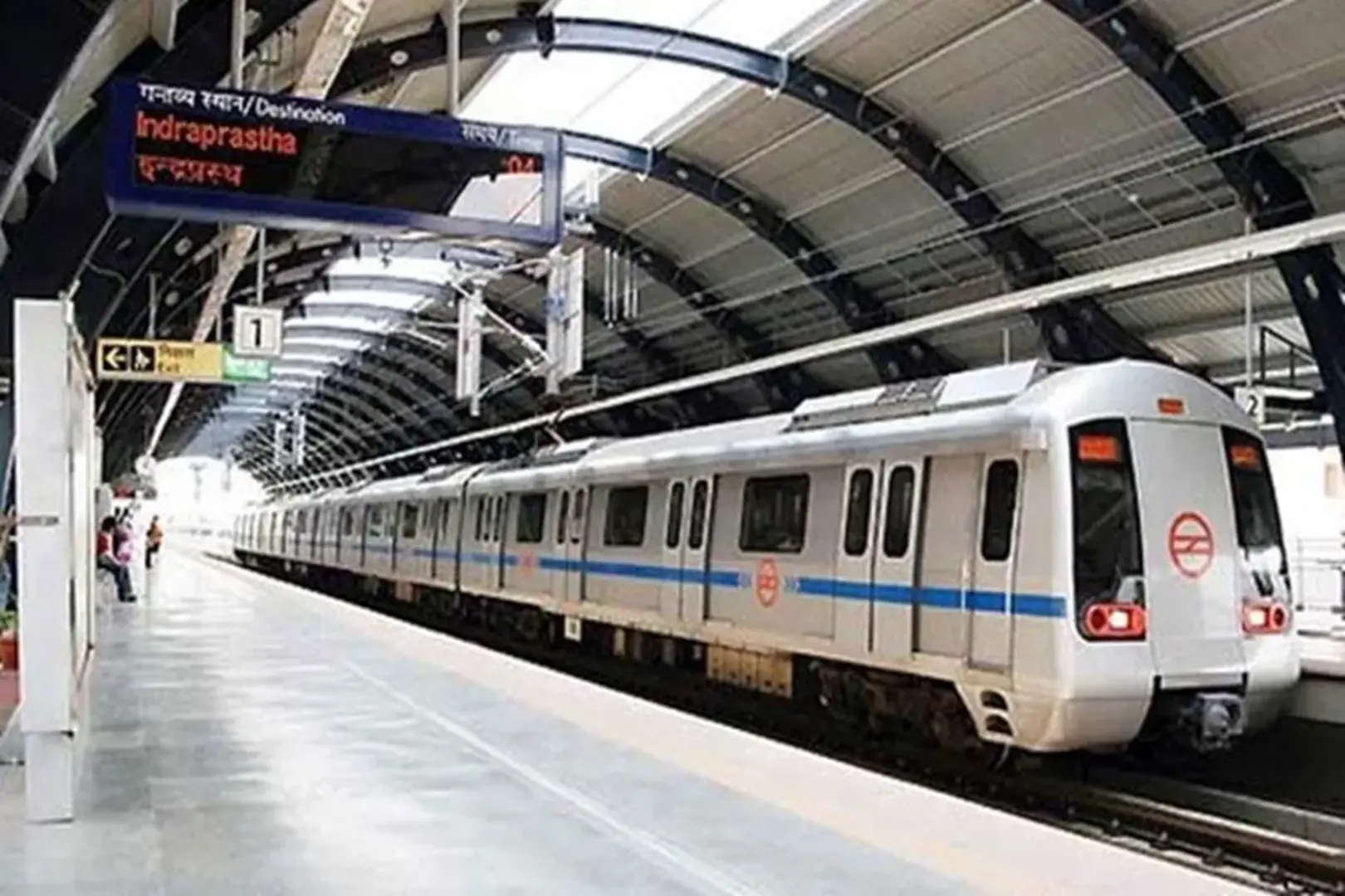 Delhi Metro Delays: Blue Line Operations Halted Between Moti Nagar and Kirti Nagar