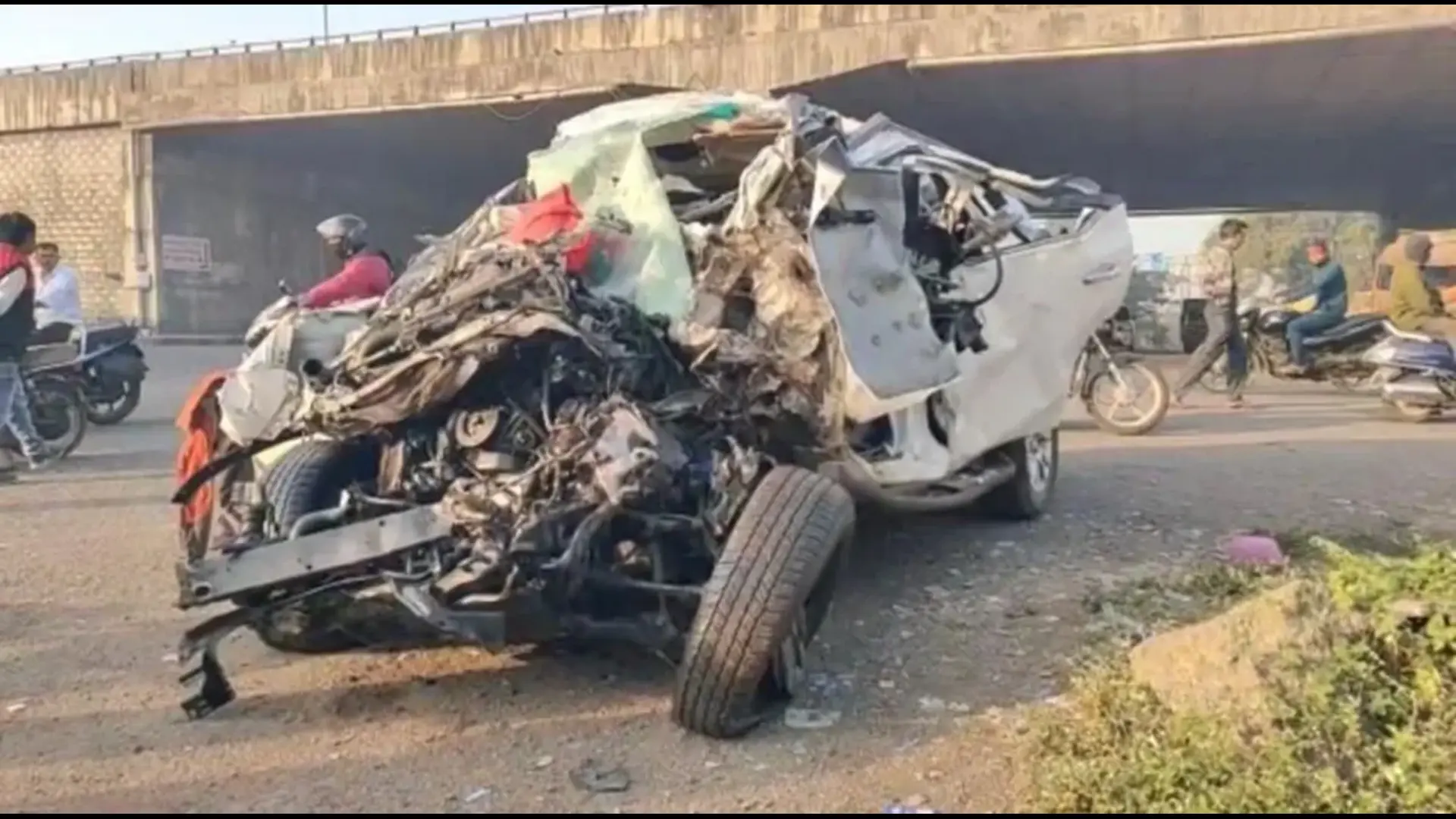 Seven Dead, Including Five College Students, in Horrific Car Crash in Gujarat